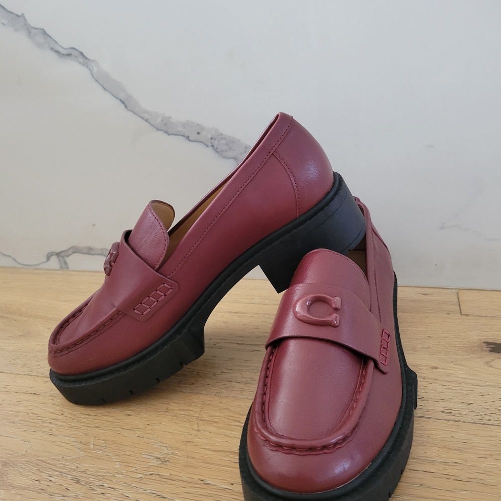 Coach Loafer. Burgundy. Size 6.